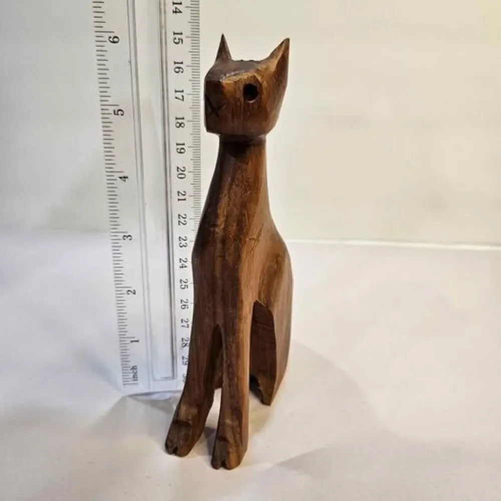 Wooden cat figurine